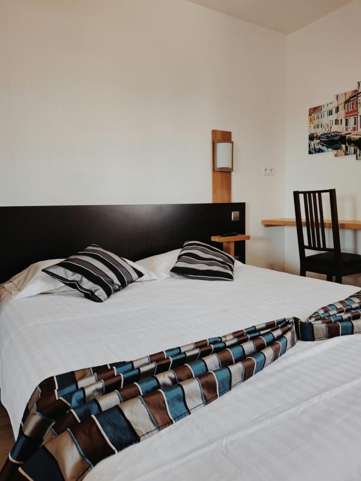 Appart'Hotel Residella House Room & Kitchen Avignon Le Pontet Екстериор снимка