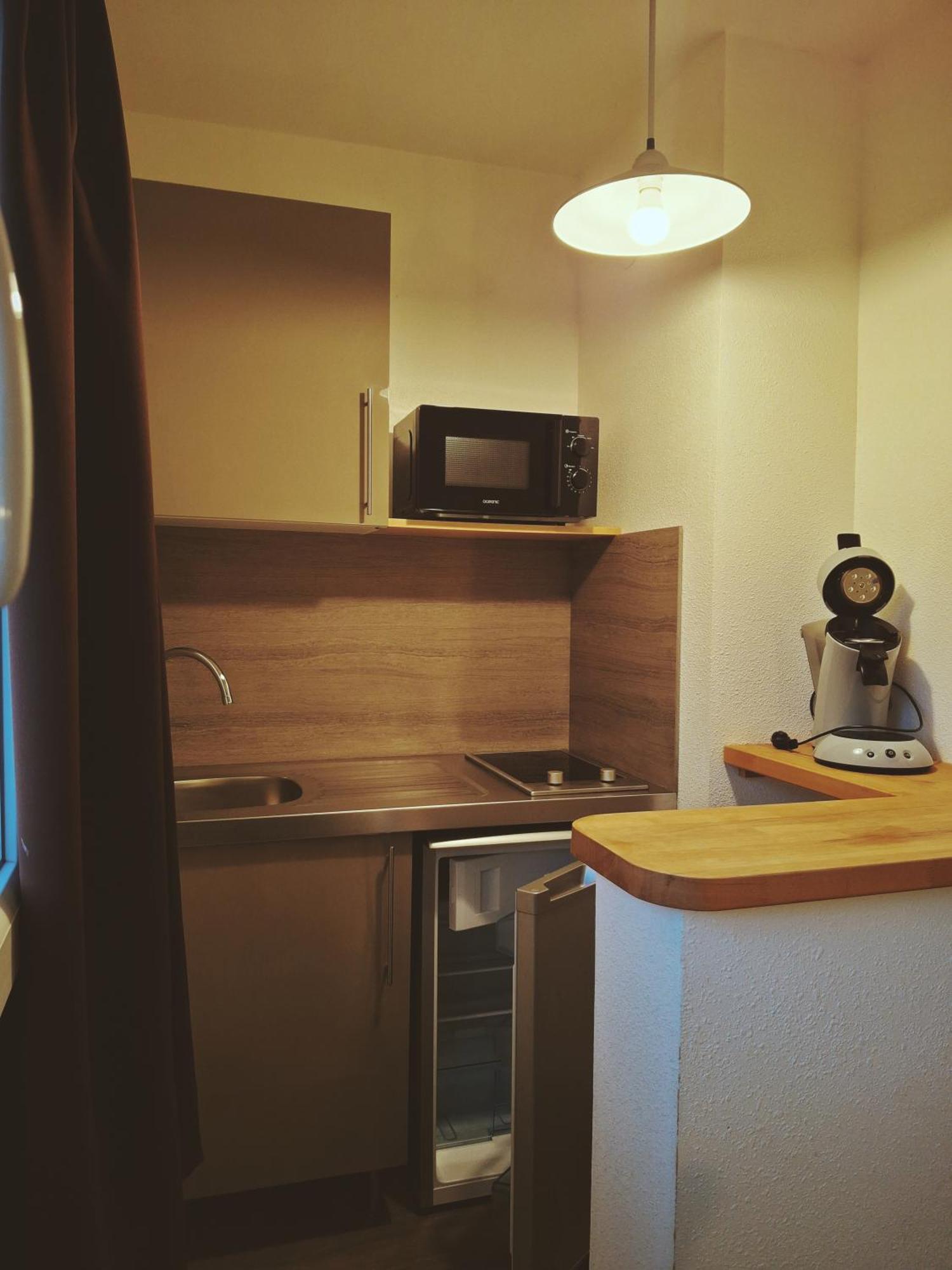 Appart'Hotel Residella House Room & Kitchen Avignon Le Pontet Екстериор снимка