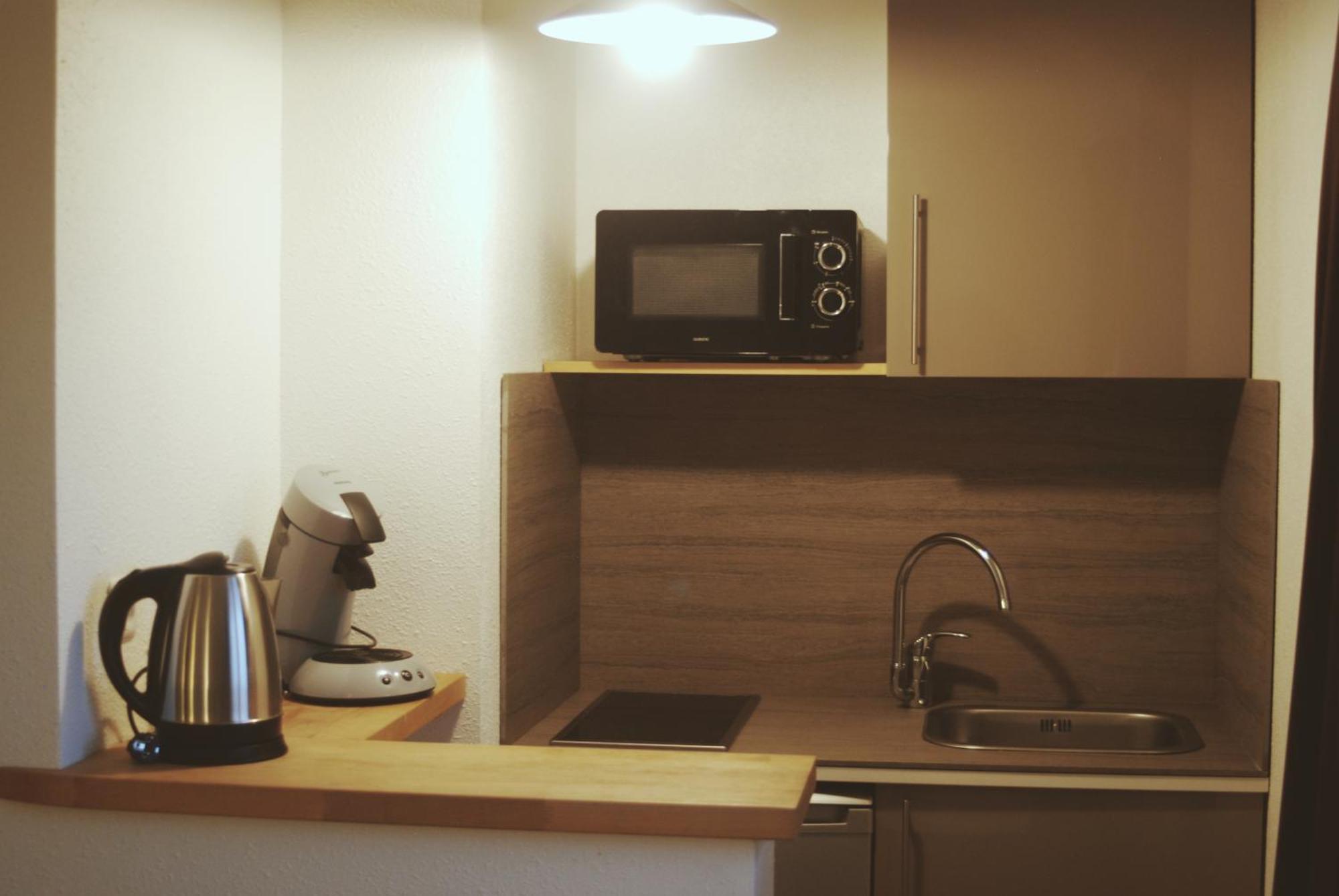 Appart'Hotel Residella House Room & Kitchen Avignon Le Pontet Екстериор снимка