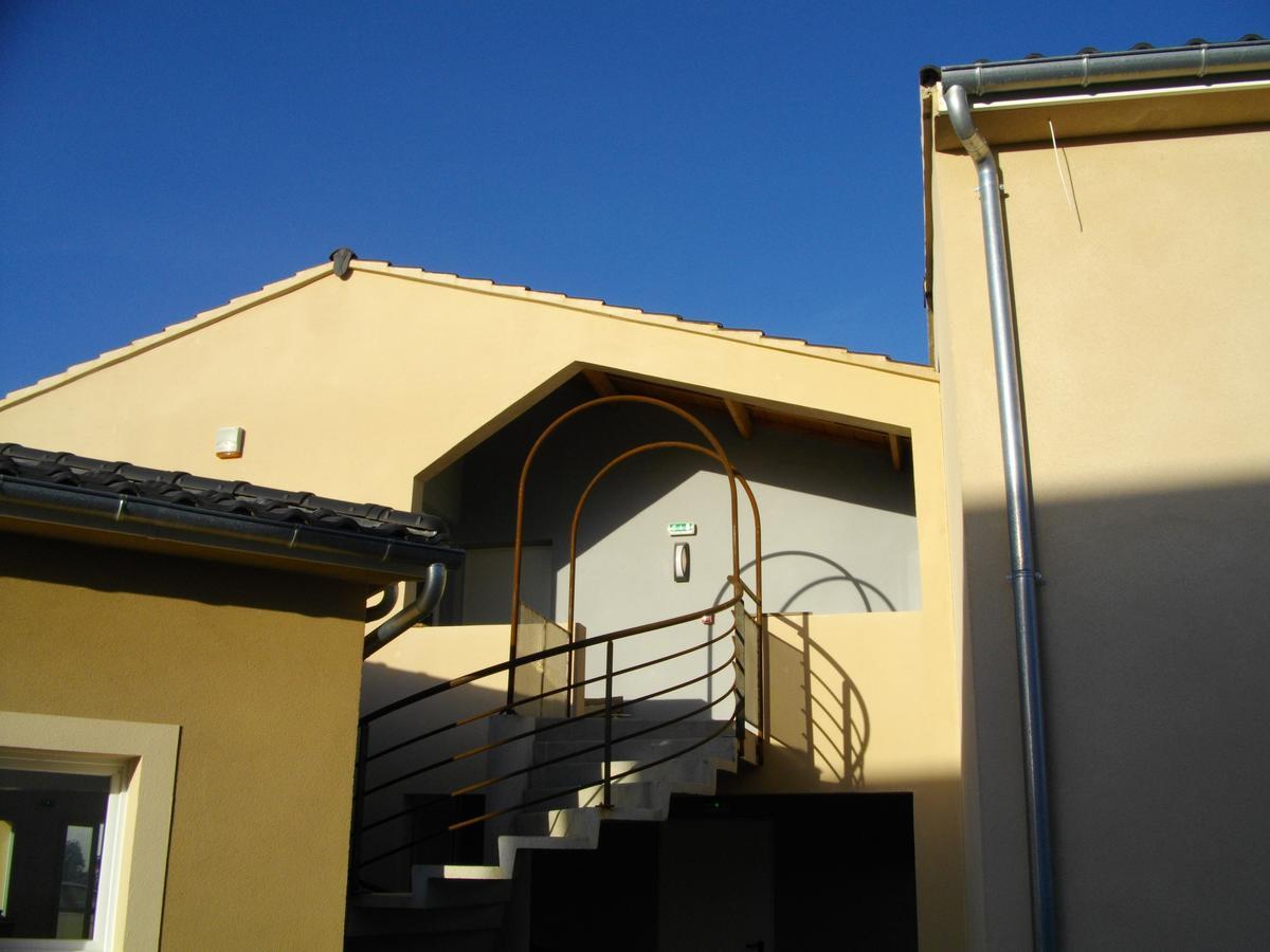 Appart'Hotel Residella House Room & Kitchen Avignon Le Pontet Екстериор снимка